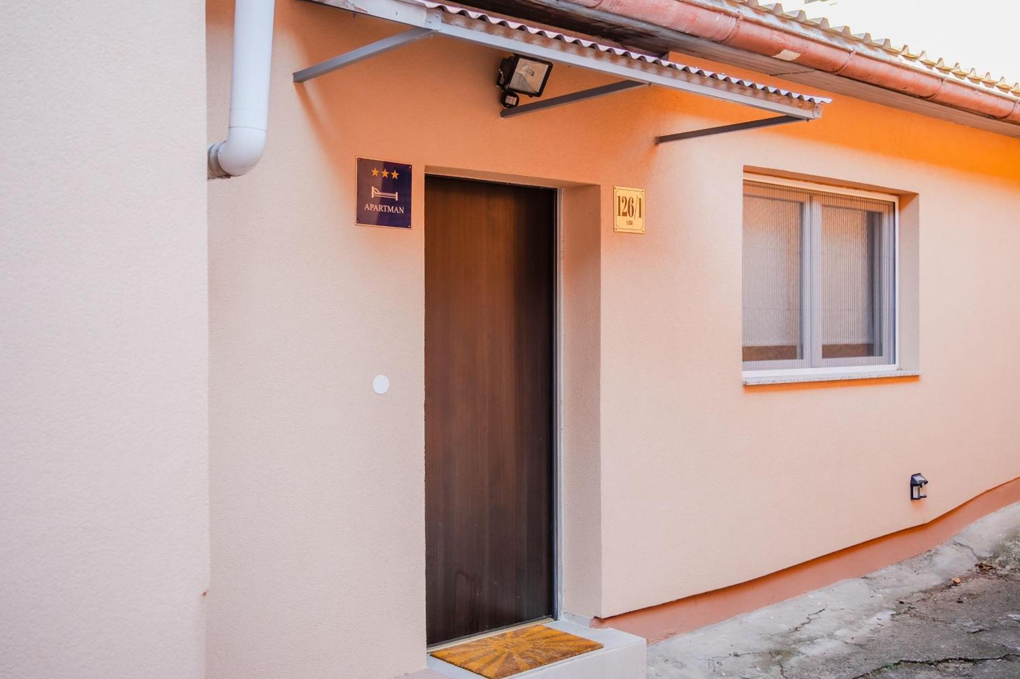 Peaceful Nest In City Center - Happy Rentals Ζάγκρεμπ Εξωτερικό φωτογραφία