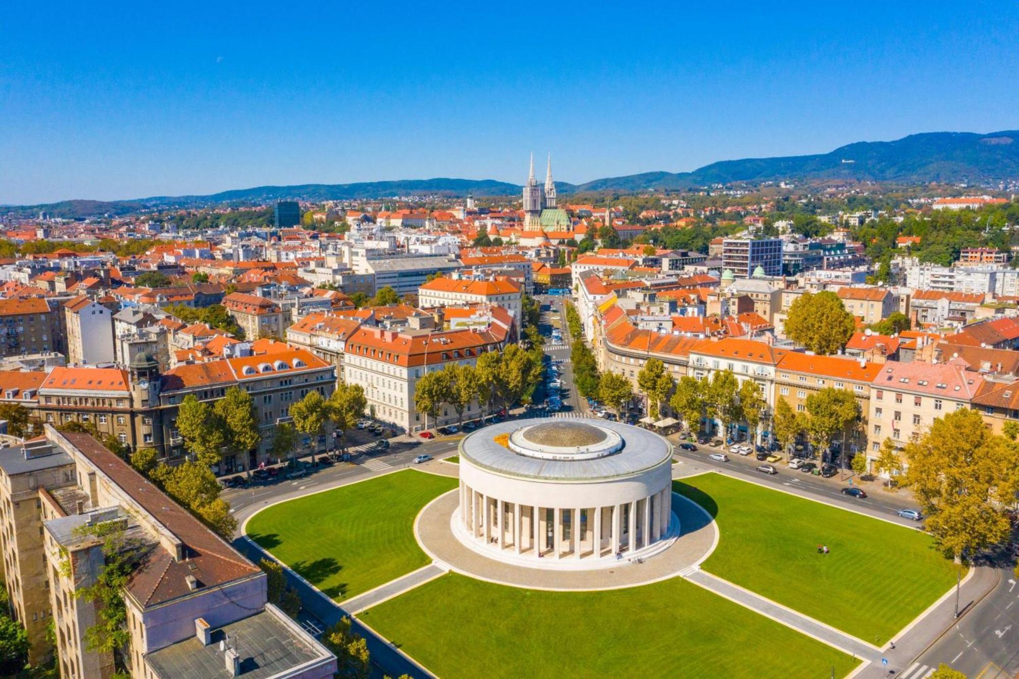 Peaceful Nest In City Center - Happy Rentals Ζάγκρεμπ Εξωτερικό φωτογραφία