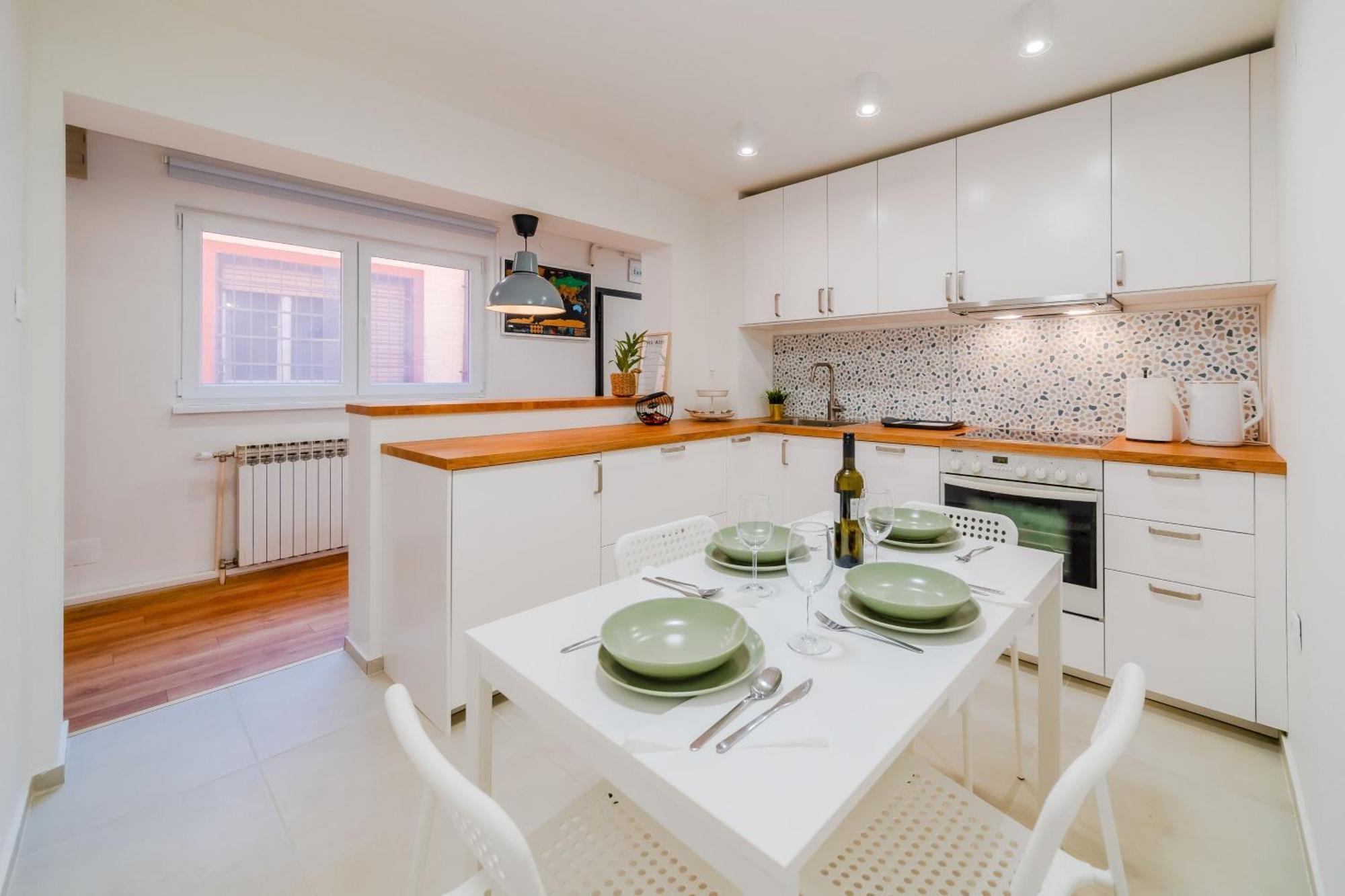 Peaceful Nest In City Center - Happy Rentals Ζάγκρεμπ Εξωτερικό φωτογραφία