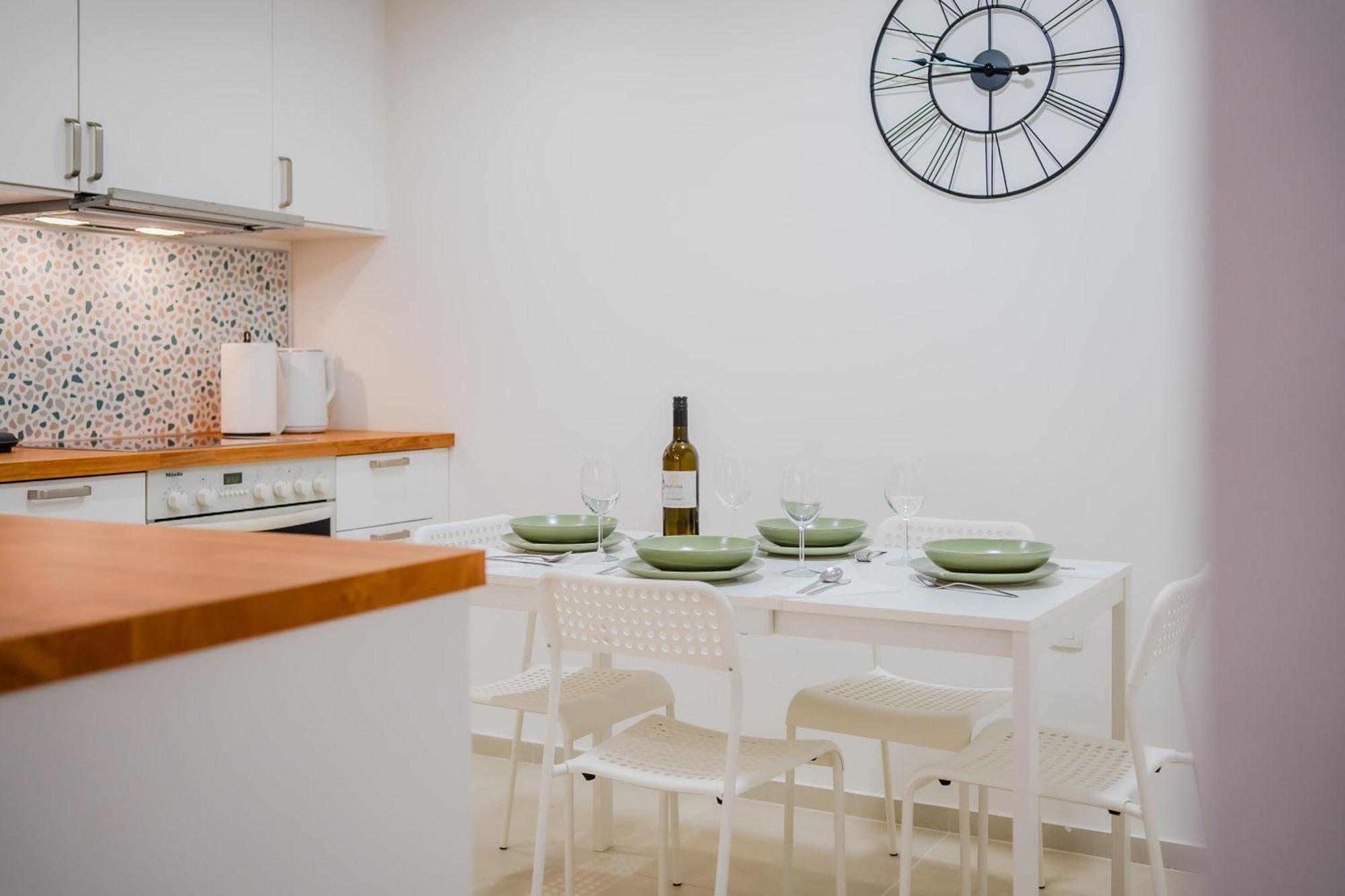 Peaceful Nest In City Center - Happy Rentals Ζάγκρεμπ Εξωτερικό φωτογραφία